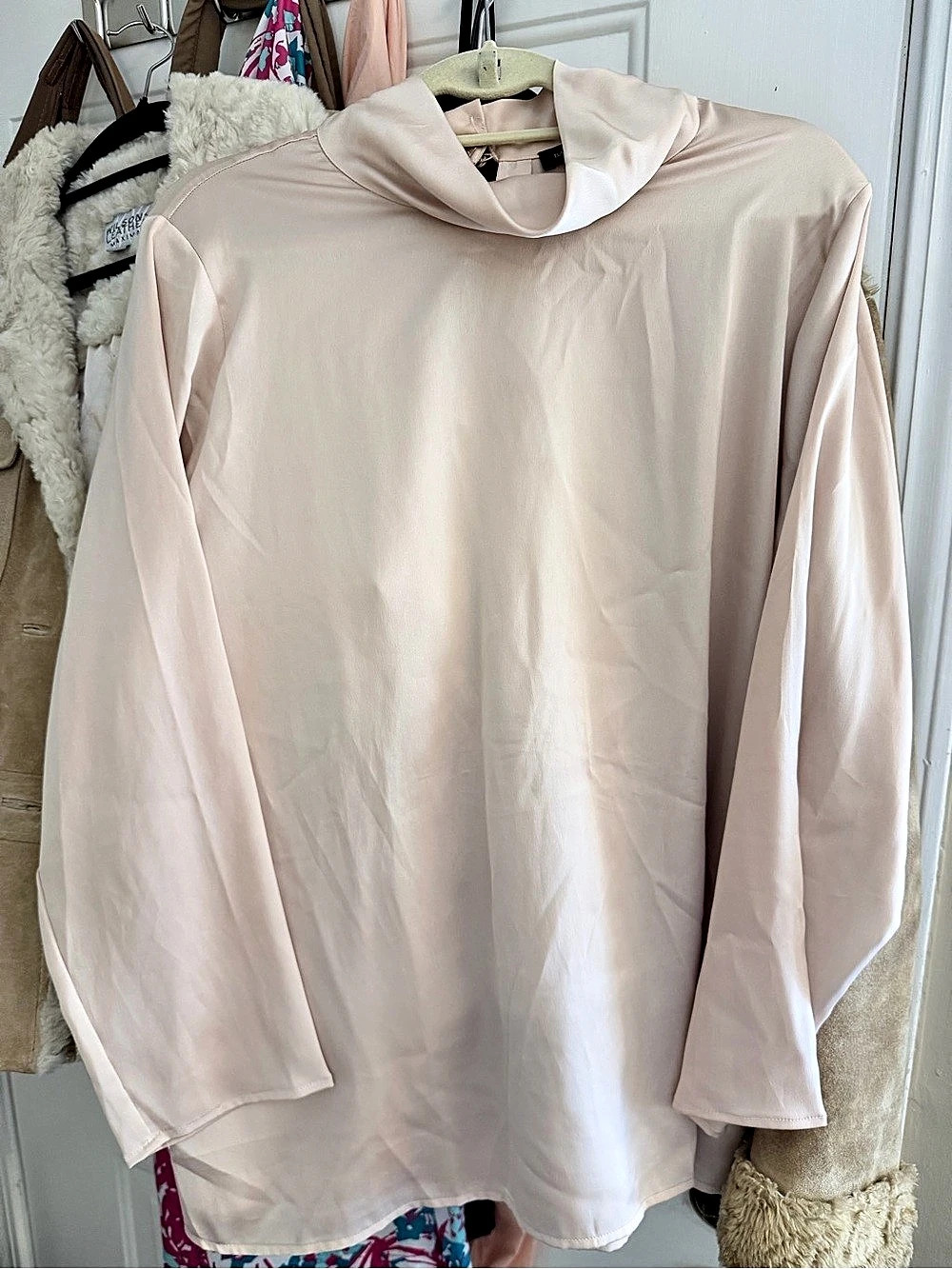 Banana Republic Satin-Look Cowl Neck Tunic Pink XL Like New